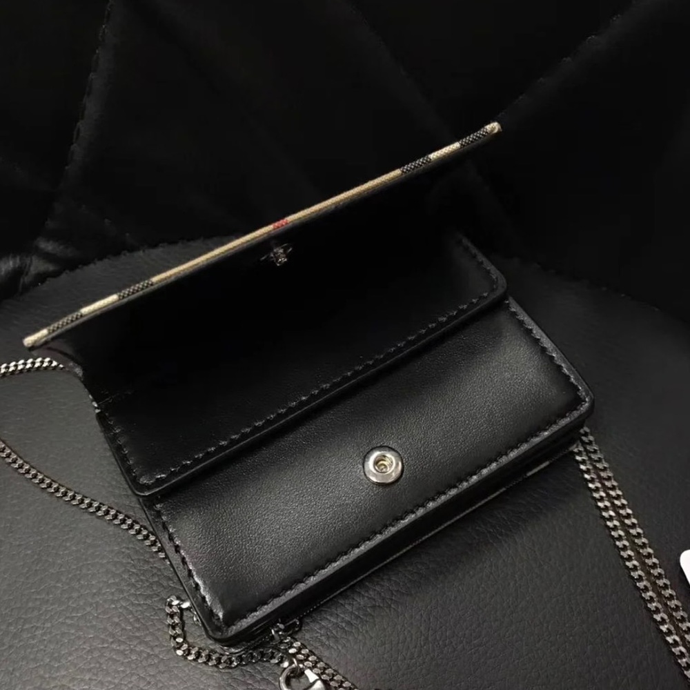 Burberry Vintage Check Small Crossbody Bag in Beige - Picture 3 of 8